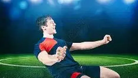 杰伦-布朗前三节爆发，24分3板5助，正负值+24领跑全场