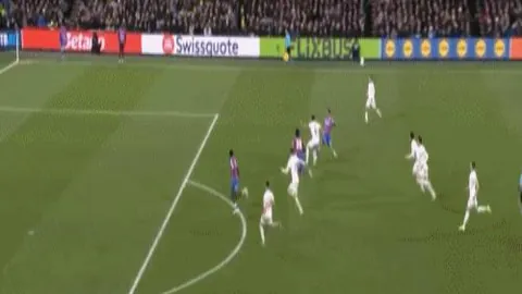 “欧洲五大联赛转会费飙升：伊萨克与恩瓦内里以2500万欧增额领先。”