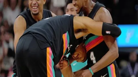 林良铭红牌引焦点：裁判严厉判罚，无误无疑